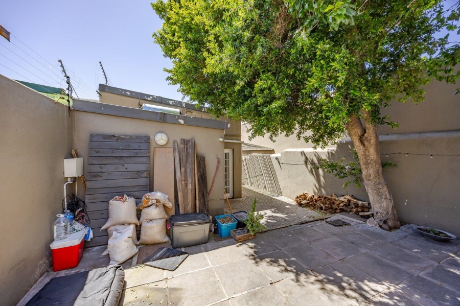 3 Bedroom Property for Sale in Woodstock Western Cape